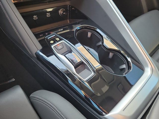 Certified 2025 Audi Q5 Premium AWD/4WD image 29