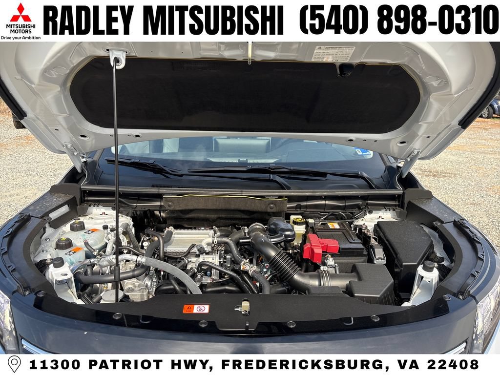 New 2026 Mitsubishi Outlander SE FWD image 15