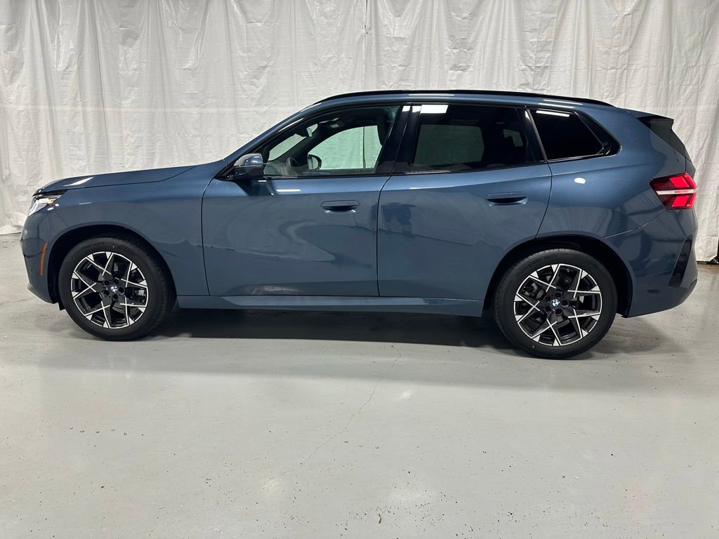Used 2025 BMW X3 xDrive30i w/ M Sport Package image 4