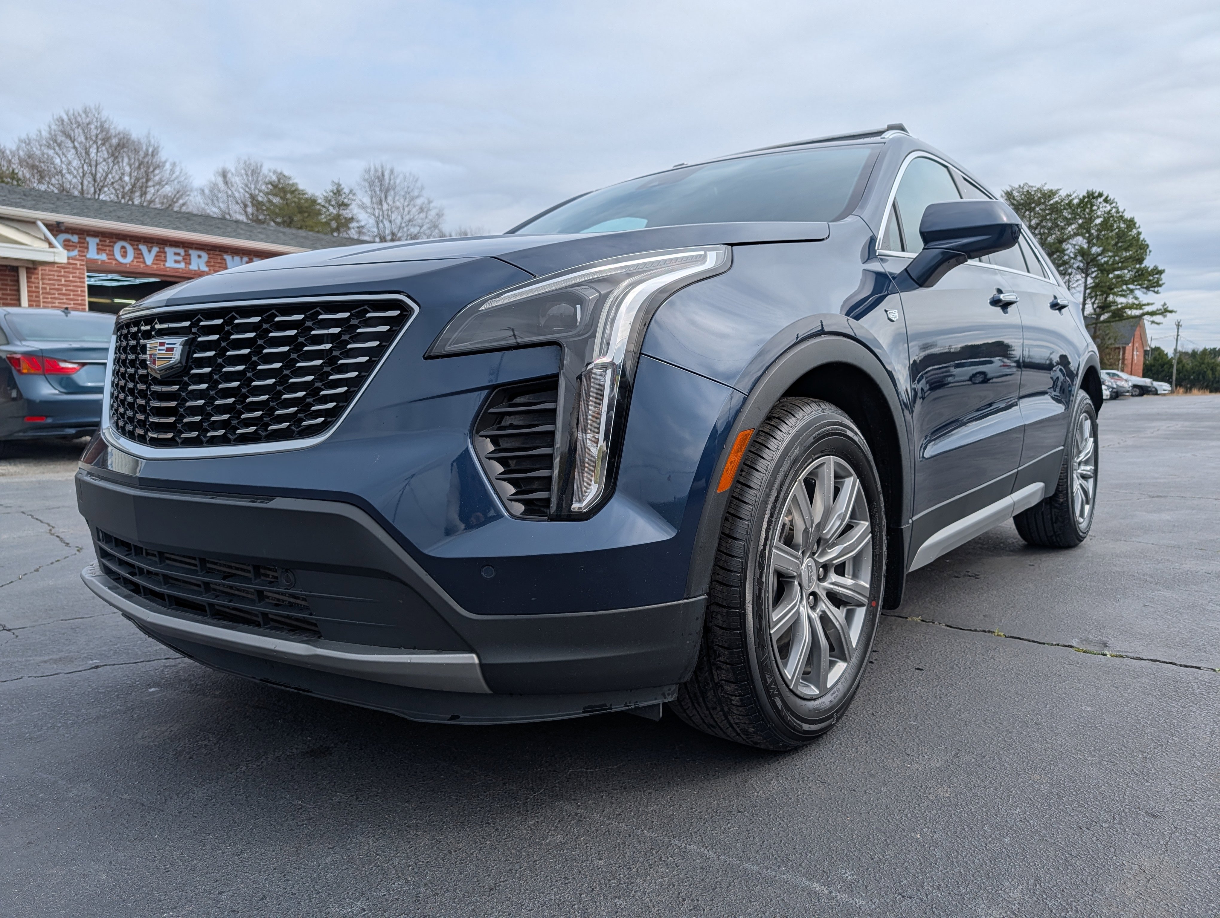 Used 2020 Cadillac XT4 Premium Luxury w/ Cold Weather Package image 2