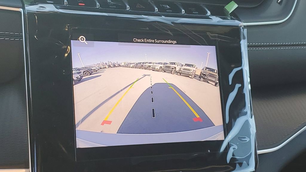 New 2025 Jeep Grand Cherokee L Altitude image 27