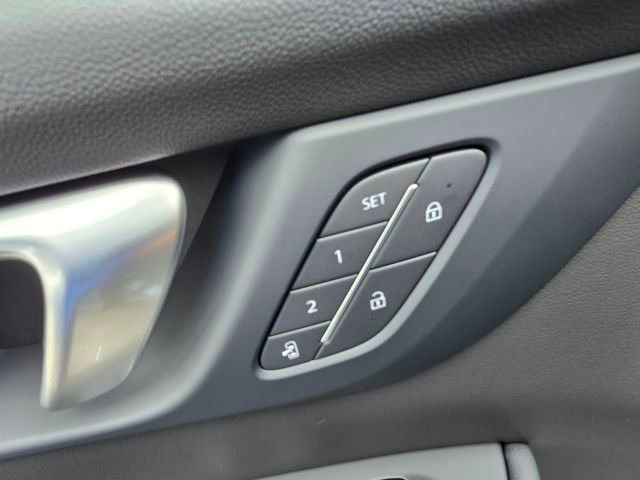 New 2026 Buick Enclave Sport Touring w/ Super Cruise Package image 8