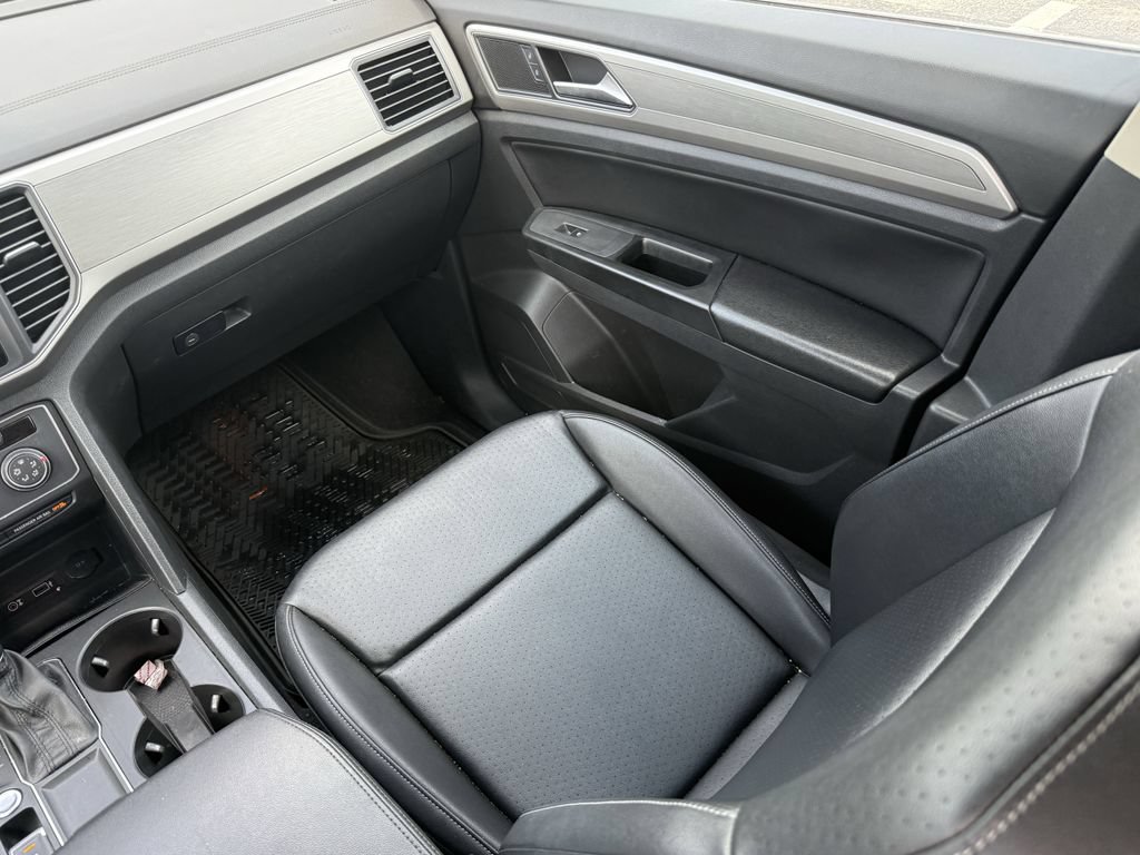 Used 2018 Volkswagen Atlas SE FWD image 26