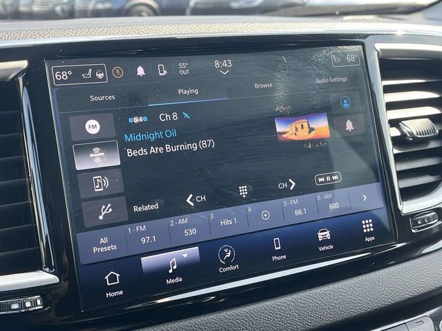 Used 2024 Chrysler Pacifica Touring-L image 28