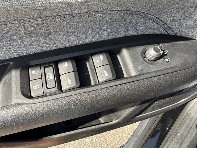 Used 2022 Jeep Compass Latitude w/ Convenience Group image 12