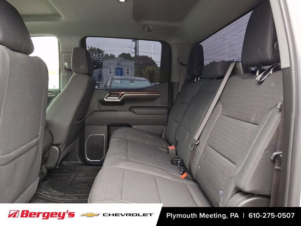 Certified 2023 Chevrolet Silverado 1500 RST AWD/4WD image 12