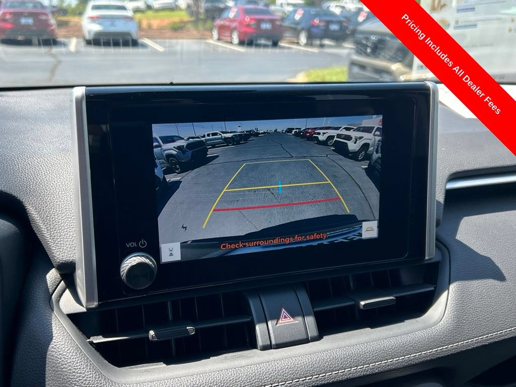 Used 2025 Toyota RAV4 LE AWD/4WD image 13