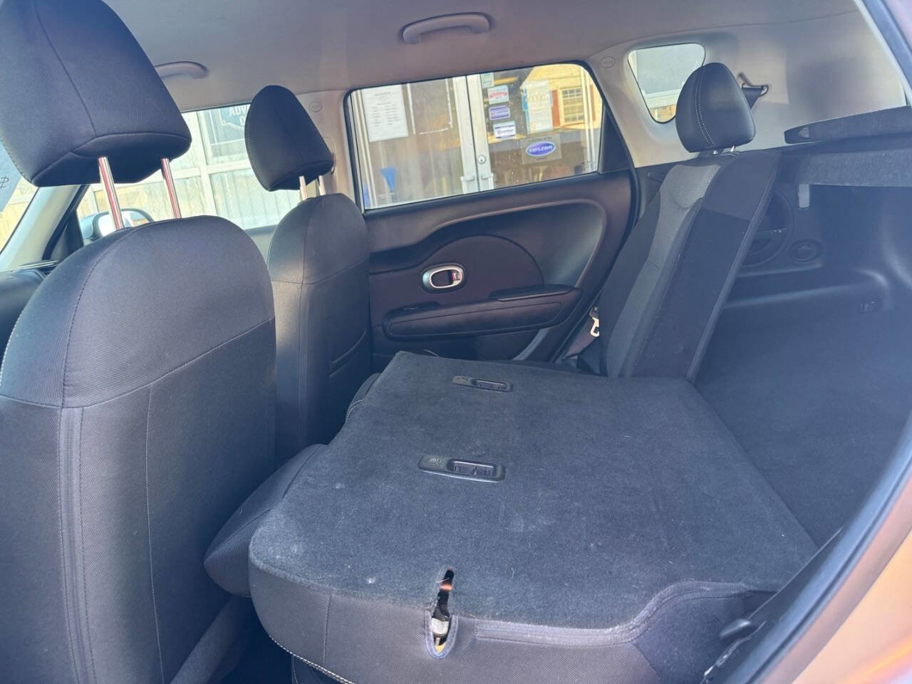 Used 2017 Kia Soul + image 16