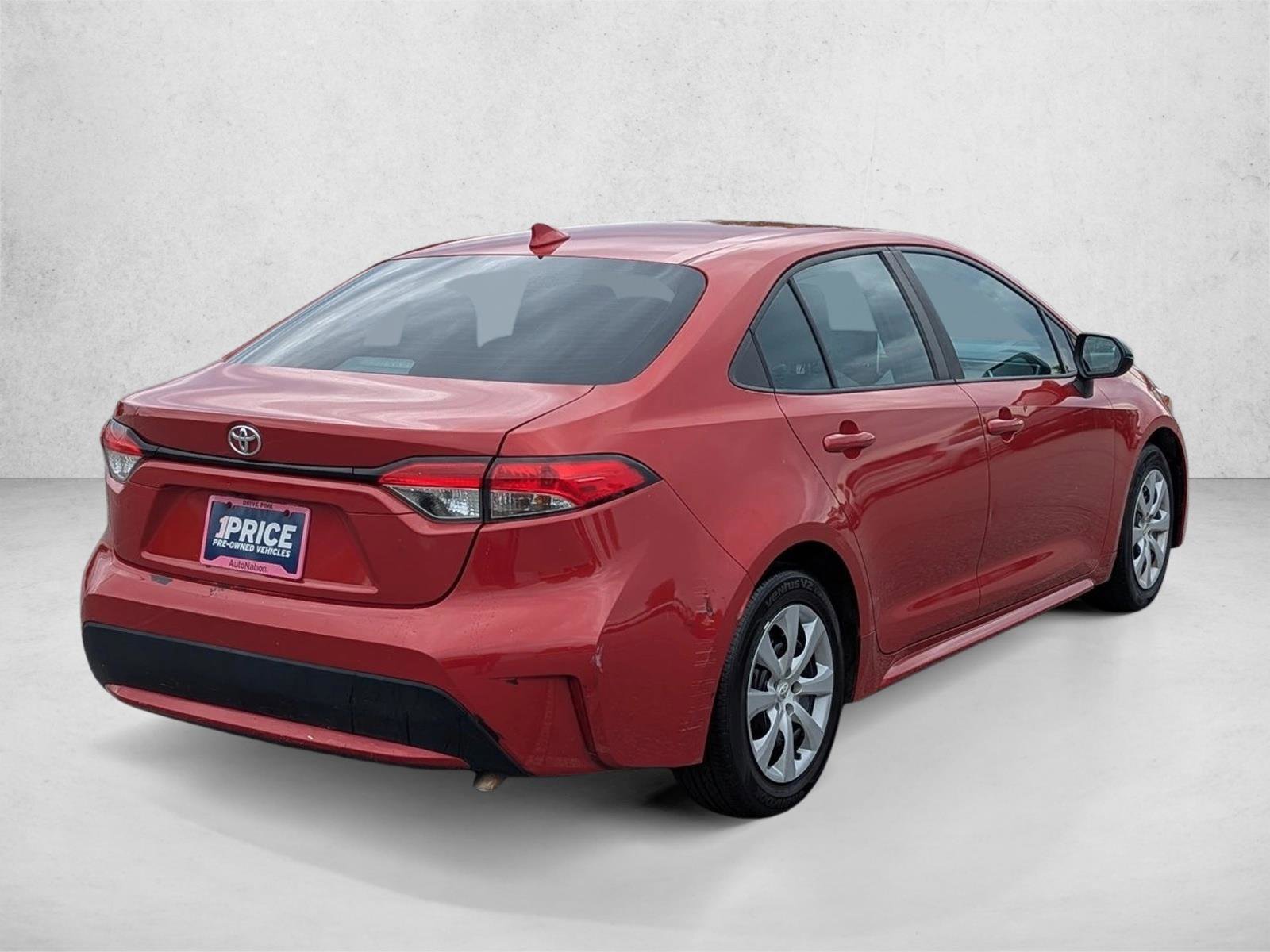 Used 2021 Toyota Corolla LE FWD image 5