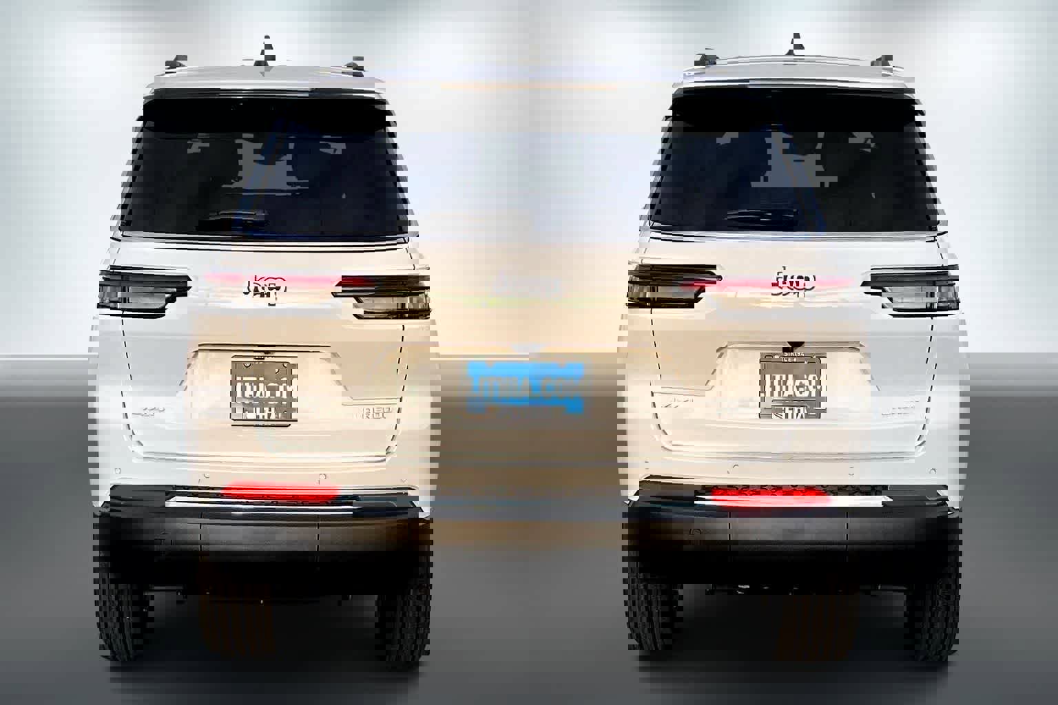 New 2025 Jeep Grand Cherokee L Laredo w/ Luxury Tech Group I image 5