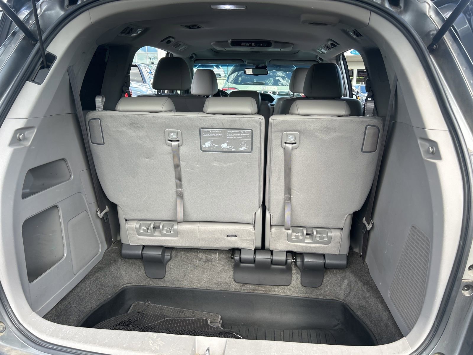 Used 2012 Honda Odyssey Touring Elite image 10