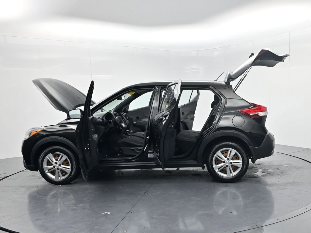 Used 2020 Nissan Kicks S image 61