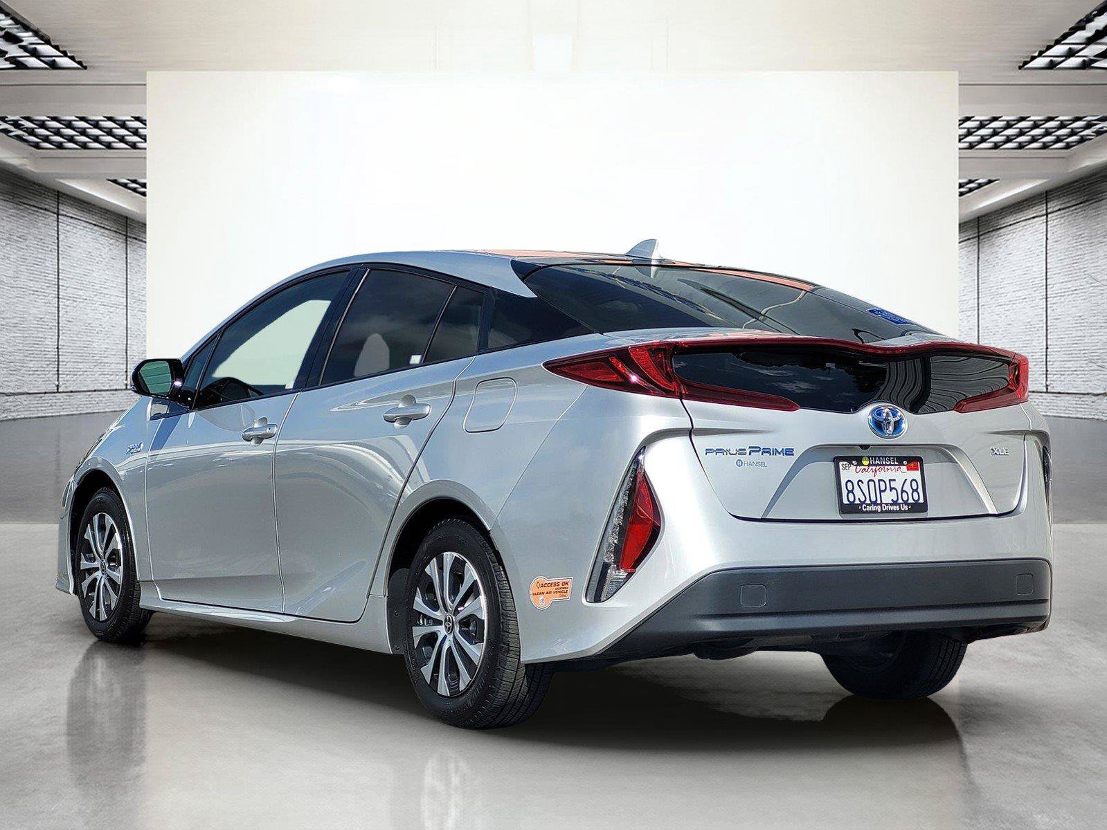 Used 2020 Toyota Prius Prime XLE FWD image 6