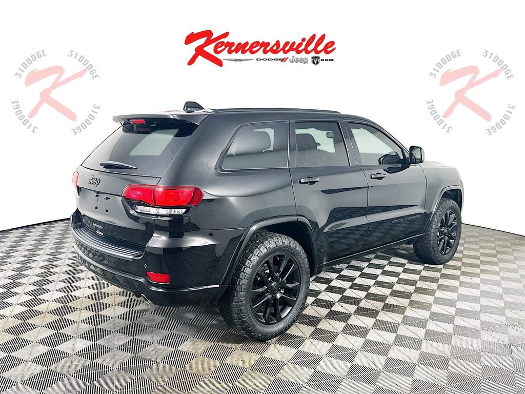 Used 2020 Jeep Grand Cherokee Altitude image 7