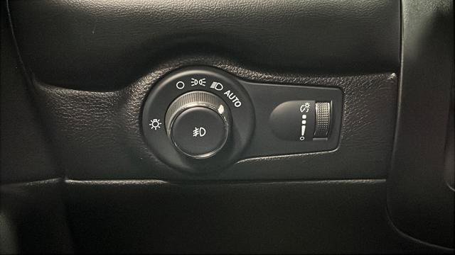 Used 2022 Dodge Durango R/T w/ Blacktop Package image 40