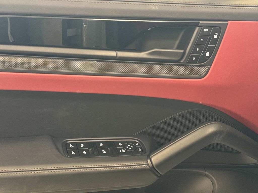 Used 2024 Porsche Cayenne Turbo GT image 19