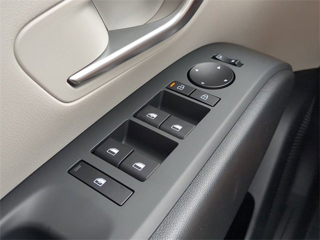 New 2025 Hyundai Tucson SE image 22