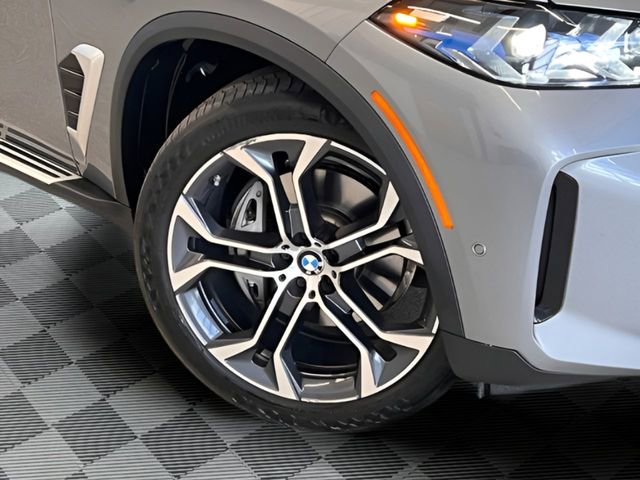 Used 2024 BMW X5 xDrive40i image 41