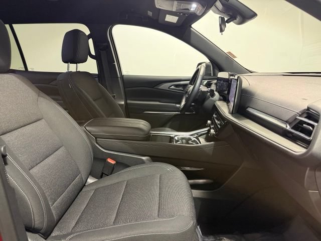 Certified 2026 Chevrolet Traverse LT FWD image 30