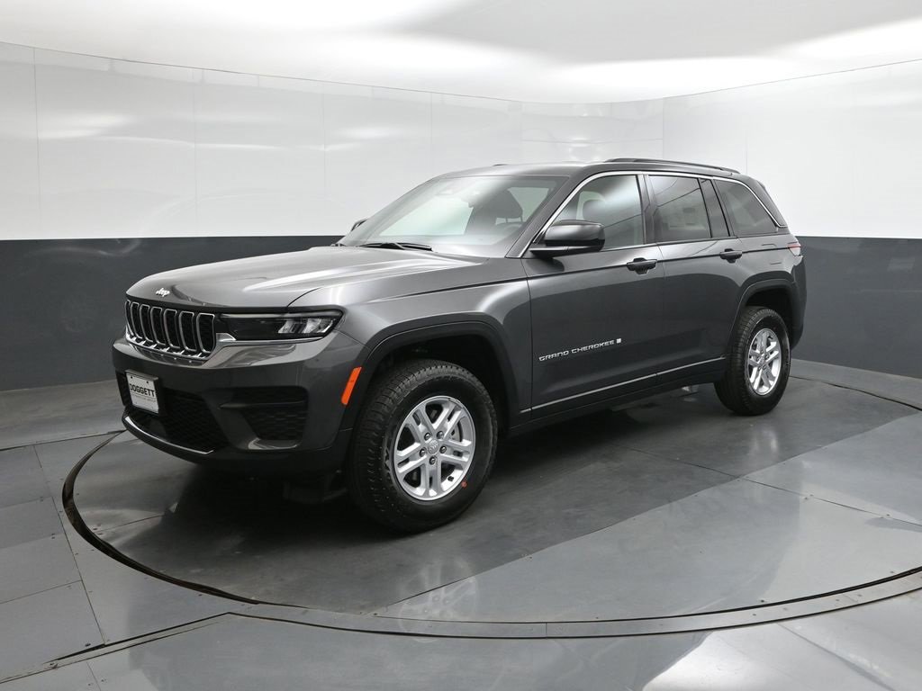 New 2025 Jeep Grand Cherokee Laredo