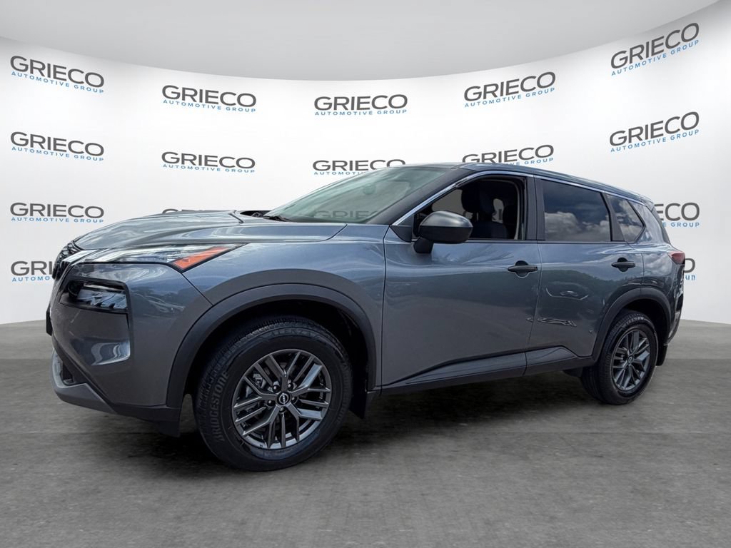 Certified 2023 Nissan Rogue S FWD image 2