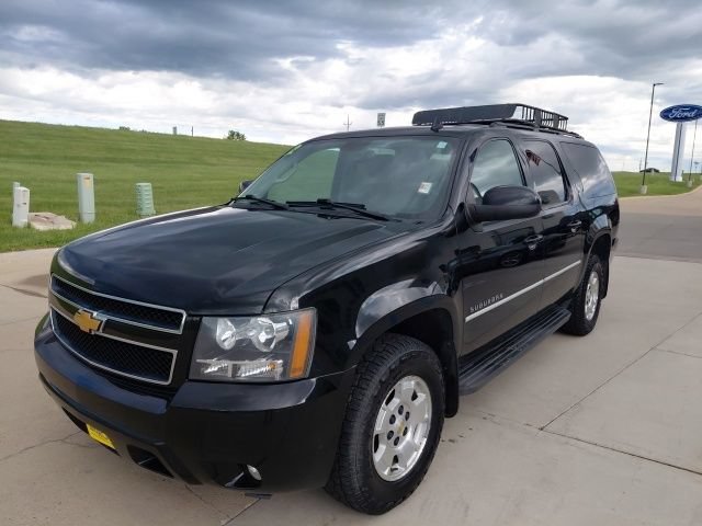 Used 2012 Chevrolet Suburban LT w/ Luxury Package AWD/4WD image 7