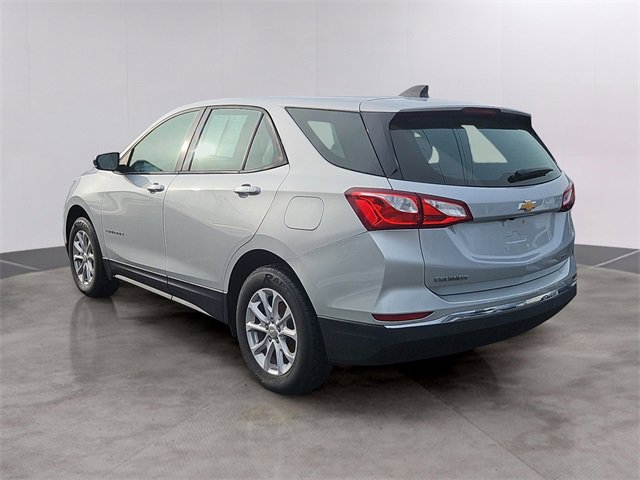 Used 2018 Chevrolet Equinox LS w/ LPO, Cargo Package image 6