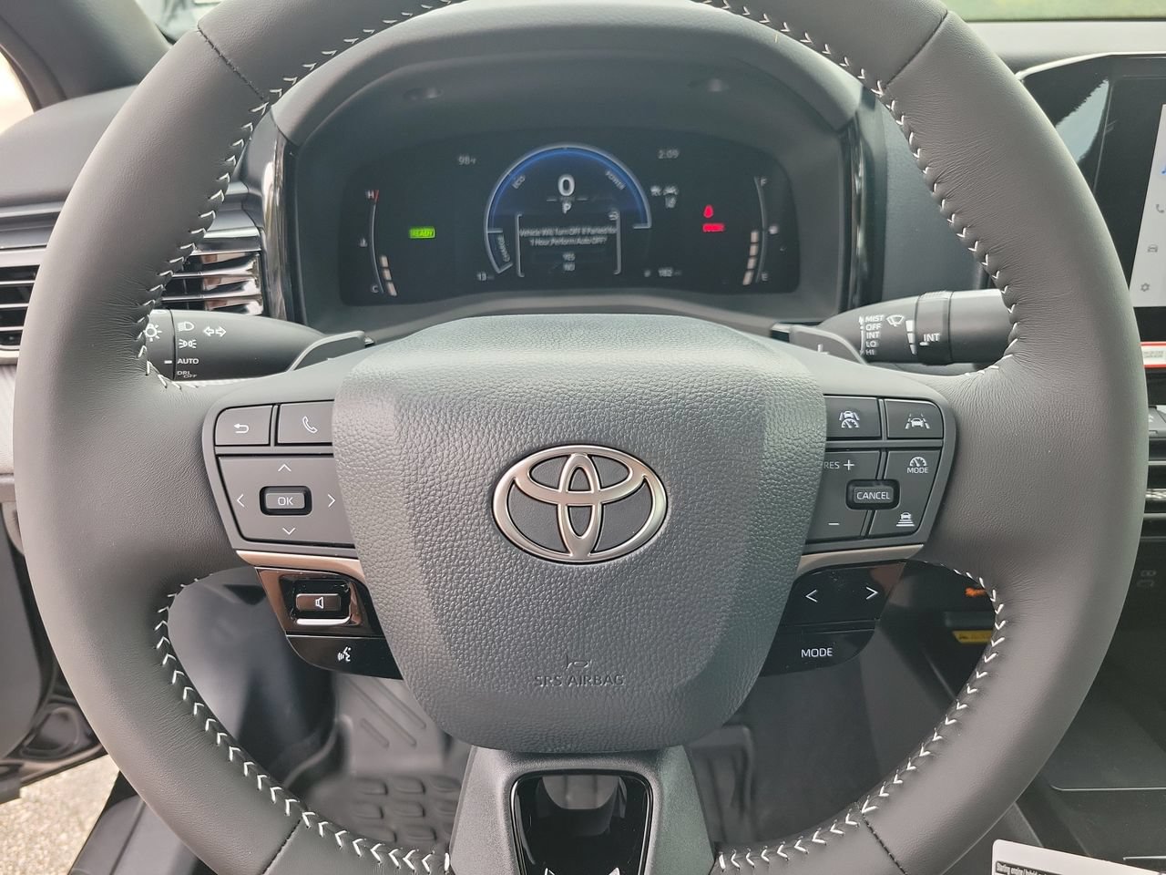Used 2026 Toyota Camry SE FWD image 19