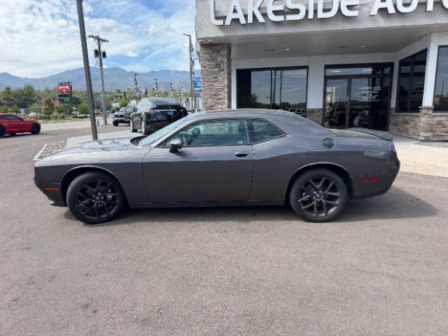 Used 2022 Dodge Challenger SXT w/ Blacktop Package RWD image 7