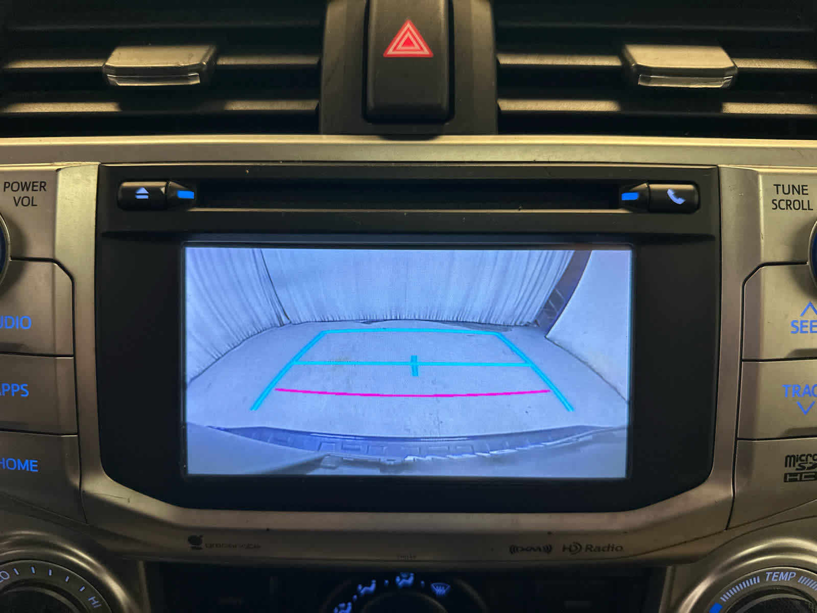 Used 2018 Toyota 4Runner SR5 Premium image 17