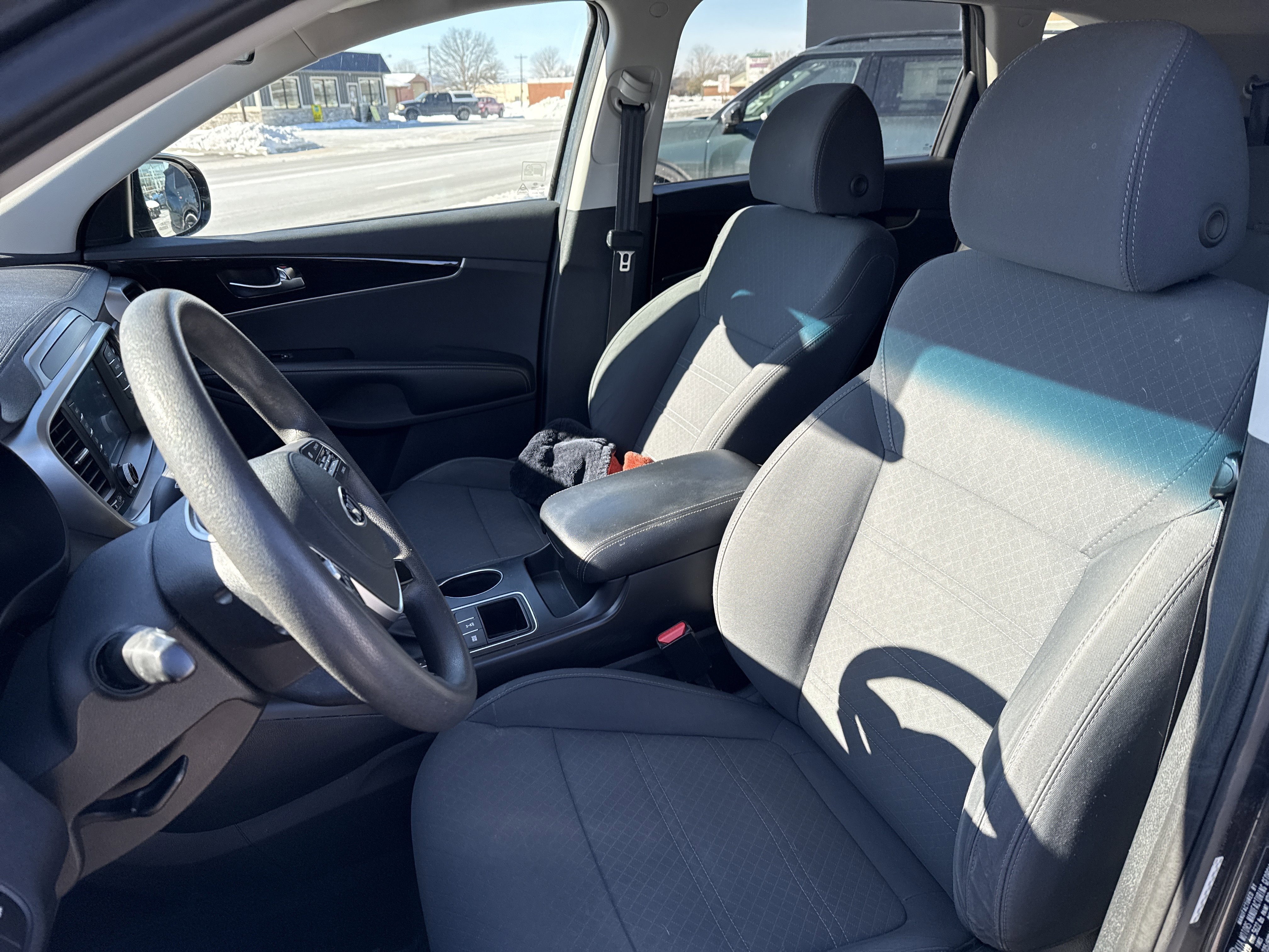 Used 2020 Kia Sorento AWD V6 image 12