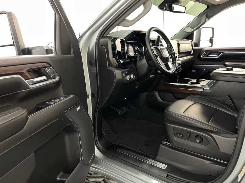 Certified 2024 GMC Sierra 2500 SLT w/ SLT Premium Package AWD/4WD image 29