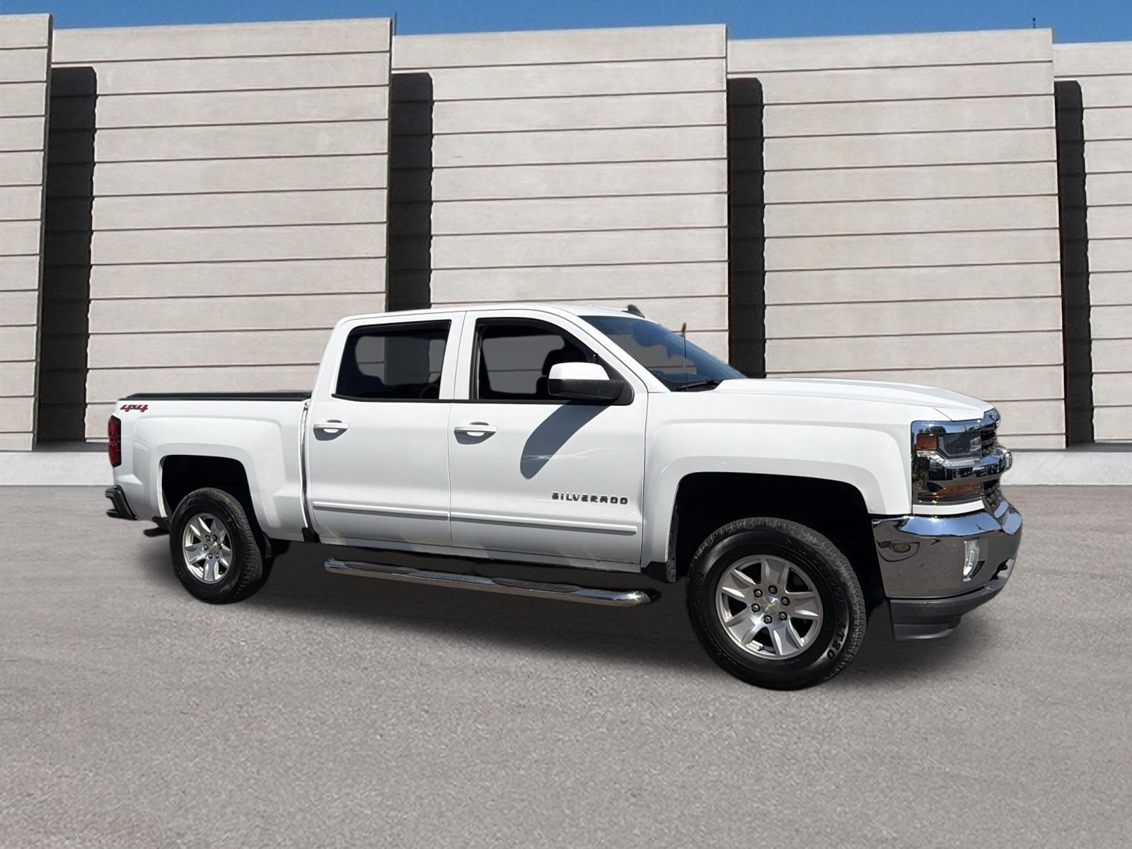 Used 2018 Chevrolet Silverado 1500 LT w/ All Star Edition AWD/4WD image 6