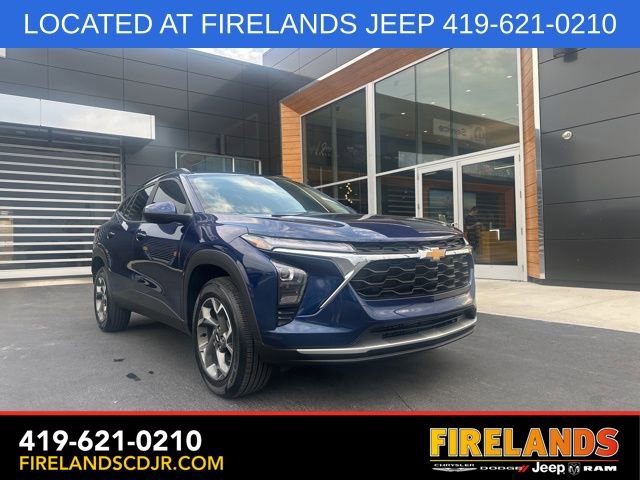 Used 2024 Chevrolet Trax LT w/ Driver Confidence Package image 1