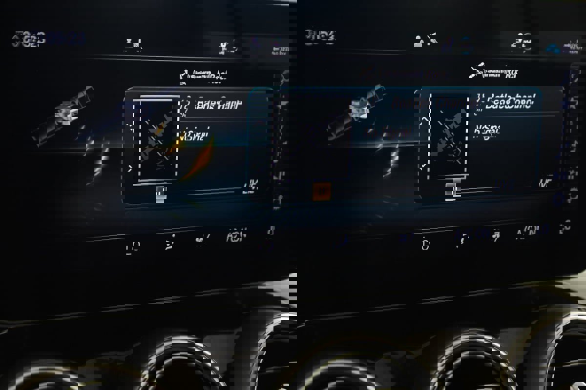 Used 2021 Mercedes-Benz C 300 4MATIC Cabriolet image 48