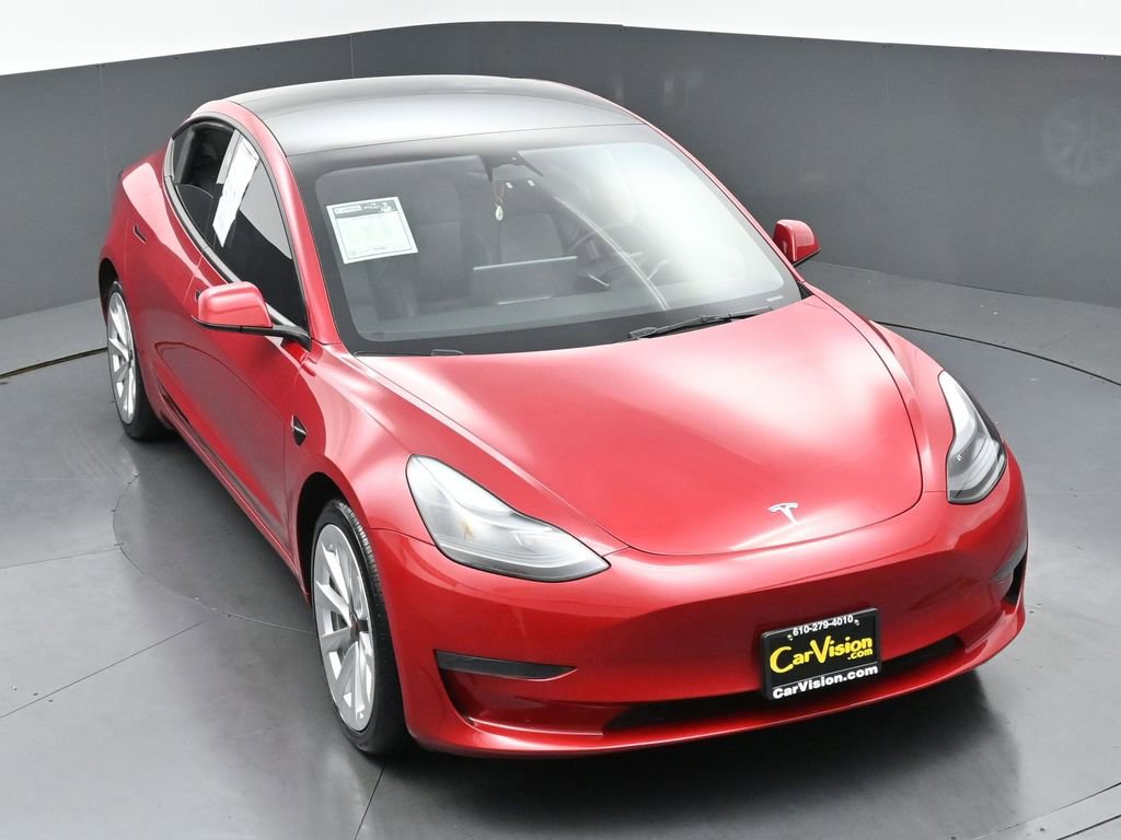 Used 2023 Tesla Model 3 Standard Range image 40