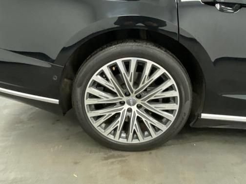 Used 2019 Audi A8 L 3.0T AWD/4WD image 17