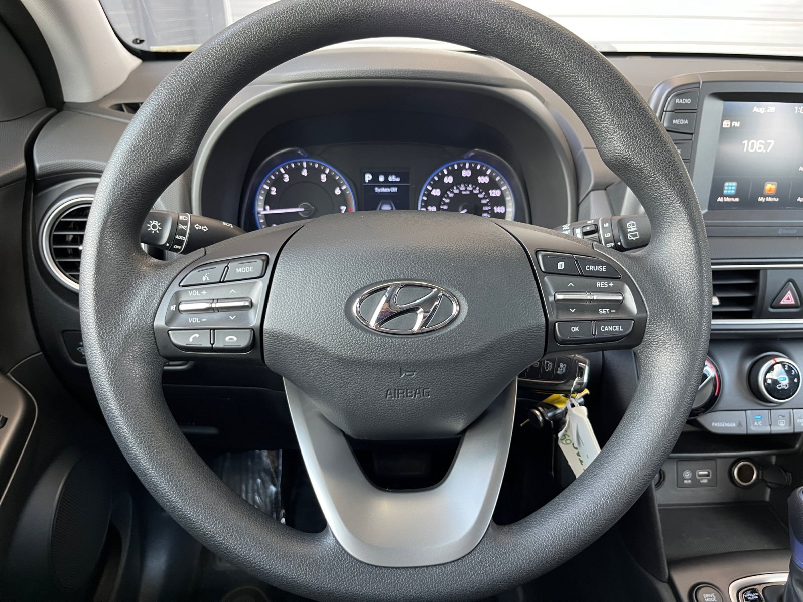 Used 2020 Hyundai Kona SE AWD/4WD image 9
