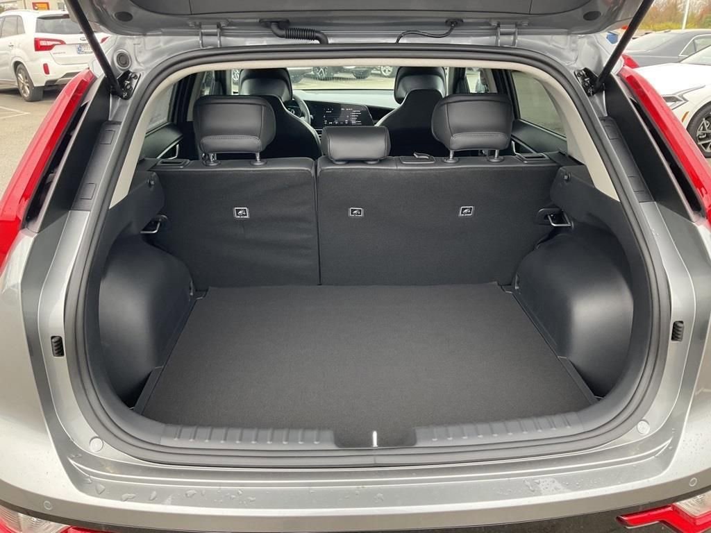 Certified 2025 Kia Niro EX Touring image 25