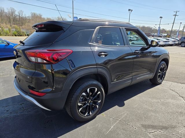 Used 2023 Chevrolet TrailBlazer LT AWD/4WD image 9