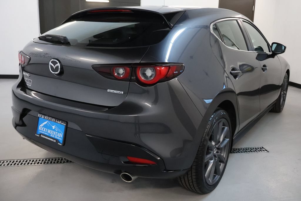Used 2022 MAZDA MAZDA3 s FWD image 7