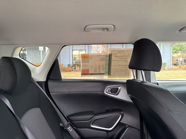 Used 2025 Kia Soul LX w/ LX Technology Package image 14