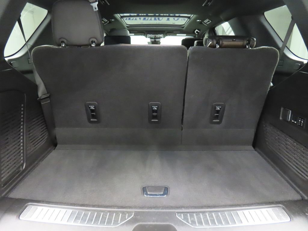 Used 2025 GMC Yukon Denali Ultimate image 48