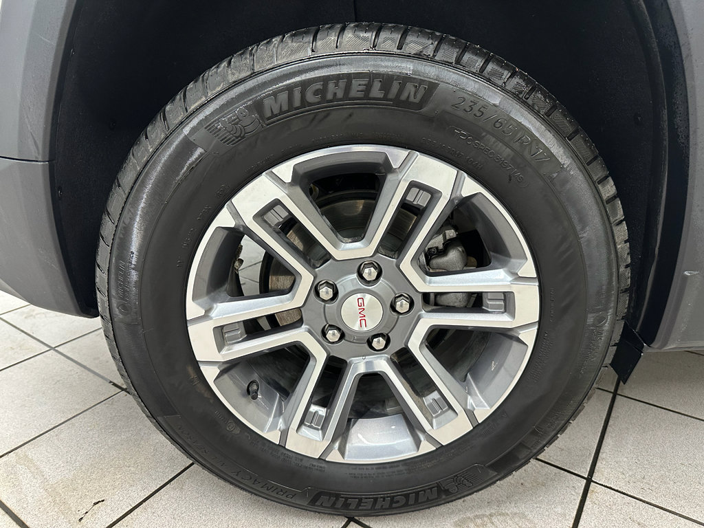 Certified 2025 GMC Terrain Elevation image 14