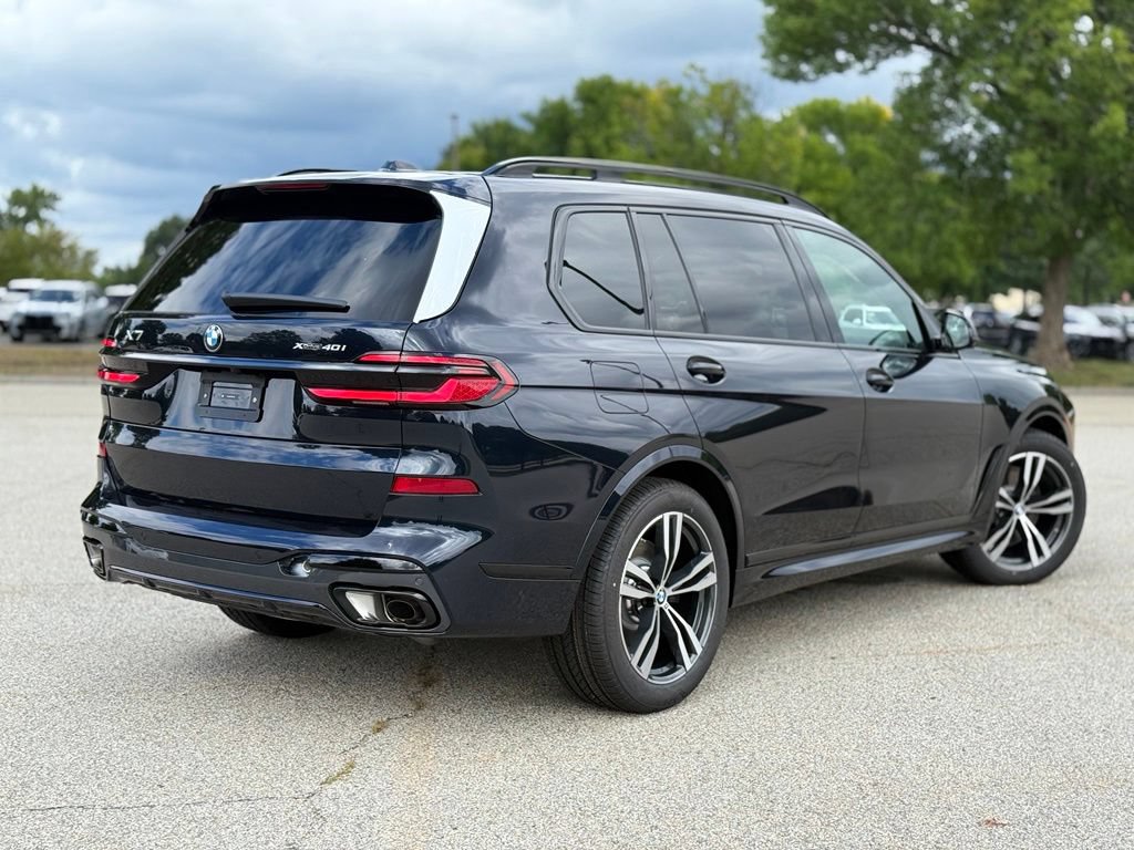 New 2027 BMW X7 xDrive40i w/ M Sport Package AWD/4WD image 6