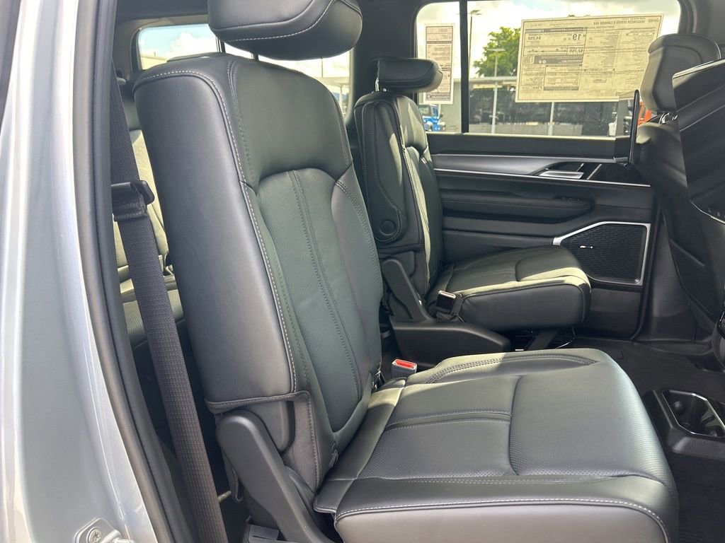 New 2025 Jeep Wagoneer Series II image 27