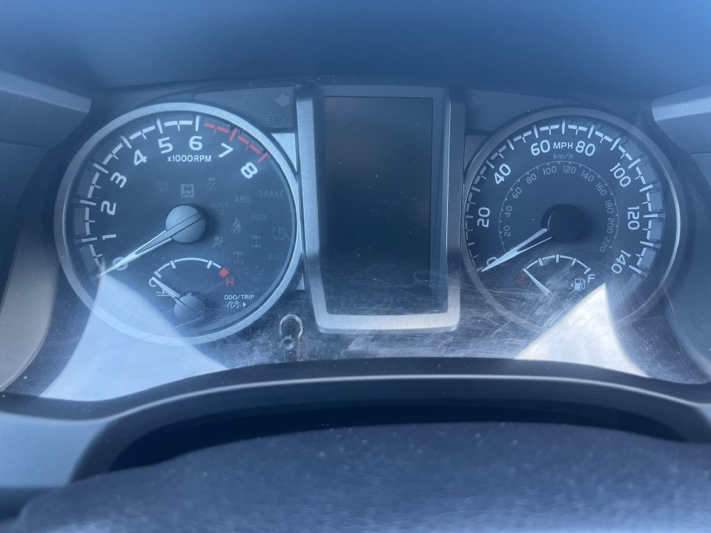 Used 2021 Toyota Tacoma TRD Off-Road AWD/4WD image 17