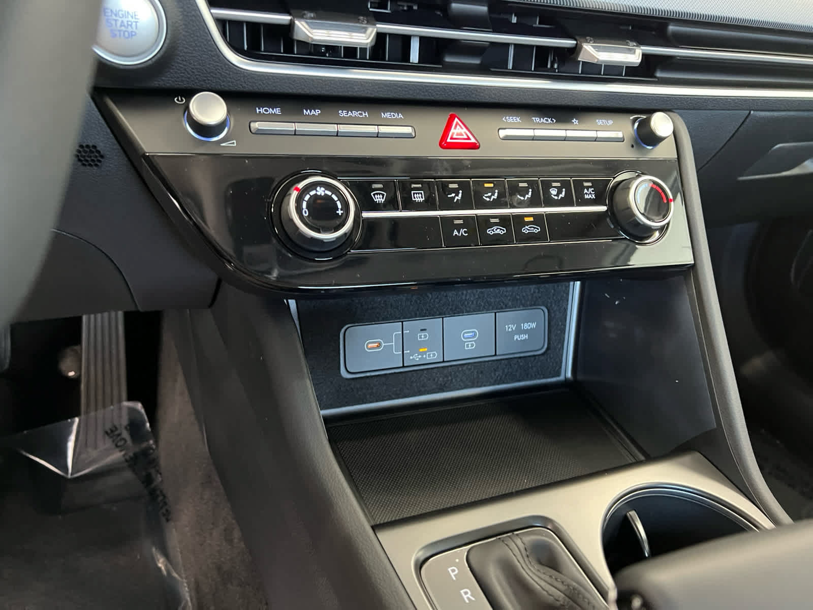 New 2026 Hyundai Sonata SE FWD image 12