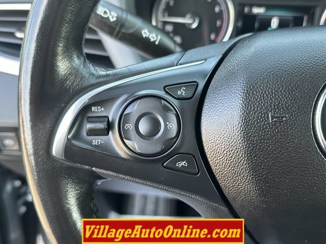 Used 2019 Buick Enclave Essence AWD/4WD image 30