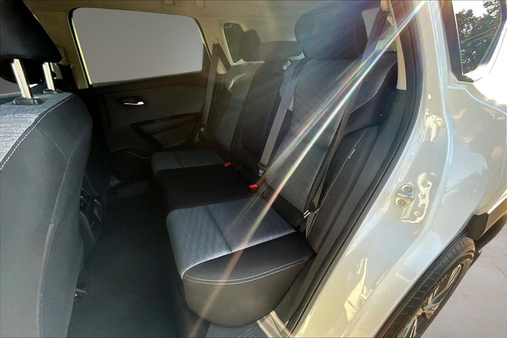 Certified 2023 Nissan Rogue SV AWD/4WD image 22